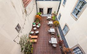 Casa Dos Loios By Shiadu